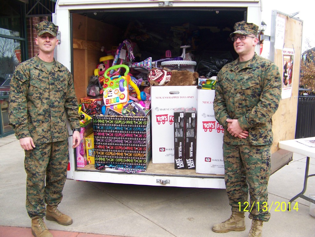 2014ToysForTots-WestView-014